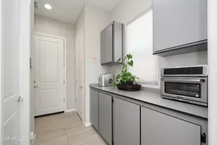 27664 W Pontiac Dr, Buckeye, AZ 85396 - Photo 15