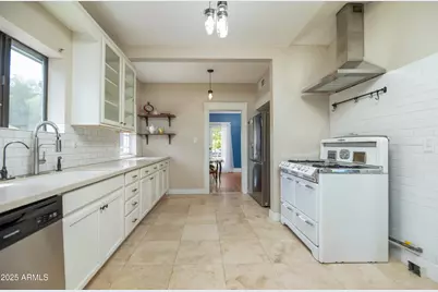 530 W Willetta Street, Phoenix, AZ 85003 - Photo 13