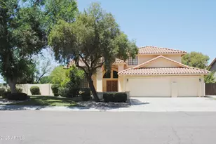 9276 S Myrtle Ave, Tempe, AZ 85284 - Photo 1
