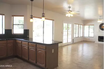 9276 S Myrtle Avenue, Tempe, AZ 85284 - Photo 15