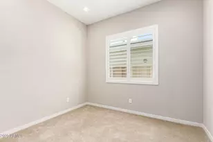 2831 E Los Gatos Dr, Phoenix, AZ 85050 - Photo 25