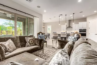 2831 E Los Gatos Drive, Phoenix, AZ 85050 - Photo 5