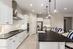 2831 E Los Gatos Dr, Phoenix, AZ 85050 - Photo 9