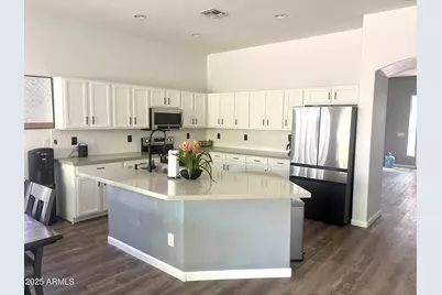 43292 W Oakland Court, Maricopa, AZ 85138 - Photo 7