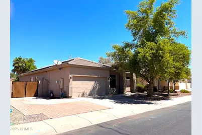 43292 W Oakland Court, Maricopa, AZ 85138 - Photo 5