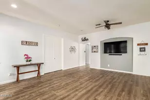 43292 W Oakland Ct, Maricopa, AZ 85138 - Photo 9