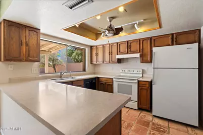 16801 N 45th Place, Phoenix, AZ 85032 - Photo 7