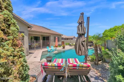 7965 W Robin Lane, Peoria, AZ 85383 - Photo 43