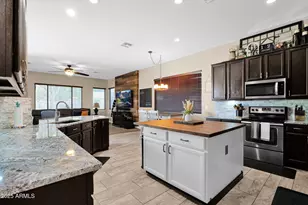 7965 W Robin Ln, Peoria, AZ 85383 - Photo 17