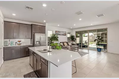 487 W Rainbow Bridge Lane, San Tan Valley, AZ 85140 - Photo 7