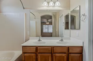 519 E Rainbow Dr, Chandler, AZ 85249 - Photo 37