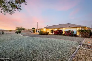 11049 W Crestbrook Dr, Sun City, AZ 85351 - Photo 27