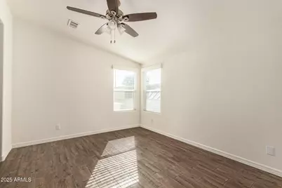 10810 N 91st Avenue #123, Peoria, AZ 85345 - Photo 15