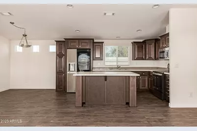 10810 N 91st Avenue #123, Peoria, AZ 85345 - Photo 5