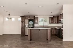 10810 N 91st Ave, Peoria, AZ 85345 - Photo 5