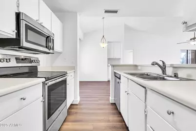 2035 S Elm Street #226, Tempe, AZ 85282 - Photo 11