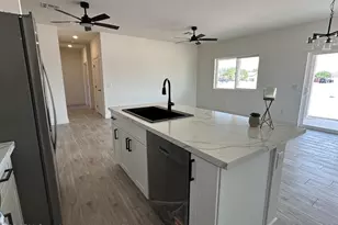 15931 S Fischer Pl, Arizona City, AZ 85123 - Photo 9