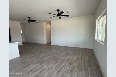 15931 S Fischer Place, Arizona City, AZ 85123 - Photo 11