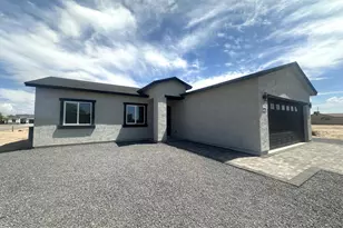 15931 S Fischer Pl, Arizona City, AZ 85123 - Photo 3
