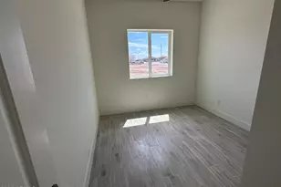 15931 S Fischer Pl, Arizona City, AZ 85123 - Photo 27