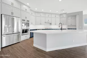 5604 N 202nd Ln, Litchfield Park, AZ 85340 - Photo 7