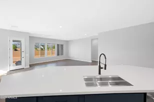 5604 N 202nd Ln, Litchfield Park, AZ 85340 - Photo 5