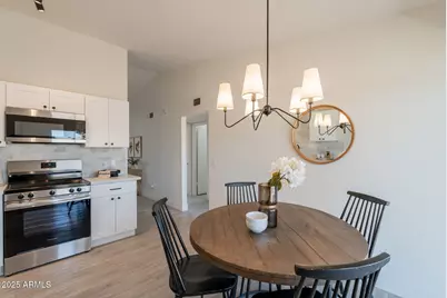 521 E Wickieup Lane, Phoenix, AZ 85024 - Photo 13