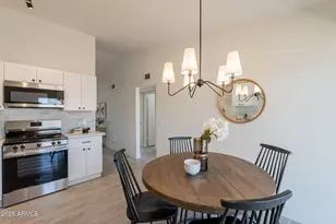 521 E Wickieup Ln, Phoenix, AZ 85024 - Photo 13