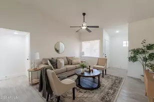 521 E Wickieup Ln, Phoenix, AZ 85024 - Photo 7