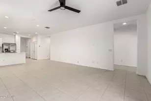 12524 W Trumbull Rd, Avondale, AZ 85323 - Photo 9