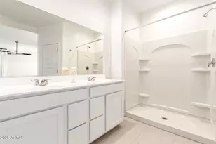 12524 W Trumbull Rd, Avondale, AZ 85323 - Photo 13