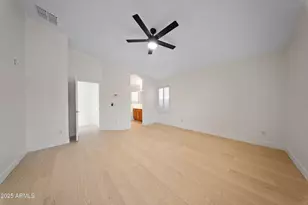 4315 E Redwood Ln, Phoenix, AZ 85048 - Photo 11