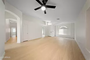 4315 E Redwood Ln, Phoenix, AZ 85048 - Photo 3