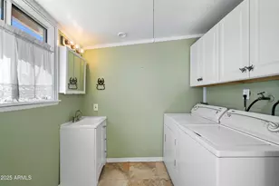 1511 S Grand Dr, Apache Junction, AZ 85120 - Photo 21