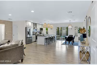 8738 E Rose Lane, Scottsdale, AZ 85250 - Photo 7