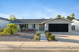 8738 E Rose Ln, Scottsdale, AZ 85250 - Photo 5