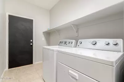 42366 W Chimayo Drive, Maricopa, AZ 85138 - Photo 31