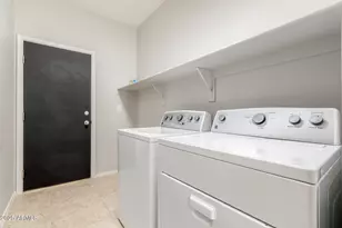 42366 W Chimayo Dr, Maricopa, AZ 85138 - Photo 31