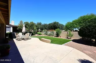 9530 E Hercules Dr, Sun Lakes, AZ 85248 - Photo 7