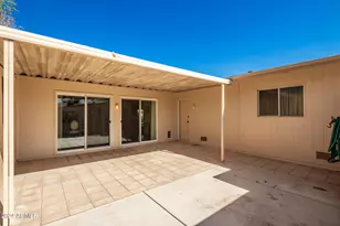 10477 W Highwood Ln, Sun City, AZ 85373 - Photo 3