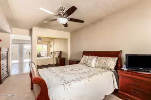 10477 W Highwood Ln, Sun City, AZ 85373 - Photo 17