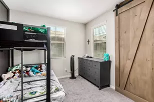 3907 E Perkinsville St, Gilbert, AZ 85295 - Photo 27