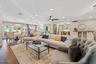 3841 E Elm St, Phoenix, AZ 85018 - Photo 13