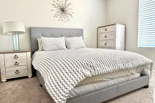 3708 E Kerry Ln, Phoenix, AZ 85050 - Photo 7