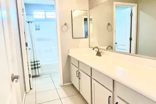 3708 E Kerry Ln, Phoenix, AZ 85050 - Photo 17