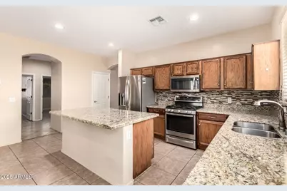 2702 N 115th Drive, Avondale, AZ 85392 - Photo 9