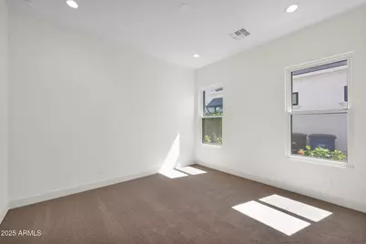 2648 E Longhorn Court, Gilbert, AZ 85297 - Photo 9