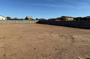 14612 W Plum Rd, Surprise, AZ 85387 - Photo 37