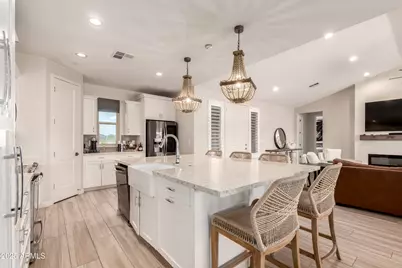 14612 W Plum Road, Surprise, AZ 85387 - Photo 11