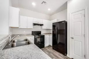 845 E Agua Fria Ln, Avondale, AZ 85323 - Photo 13